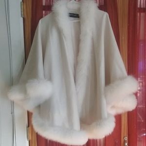 REAL FOX CAPE/SHAWL
